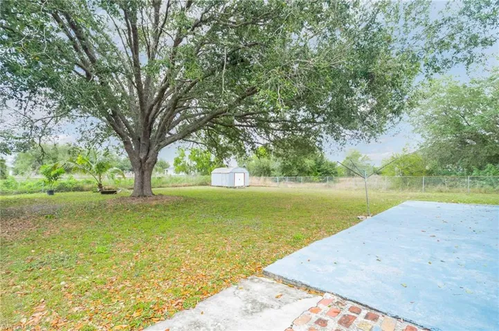 4204 9th St Sw, Lehigh Acres, Florida 33976