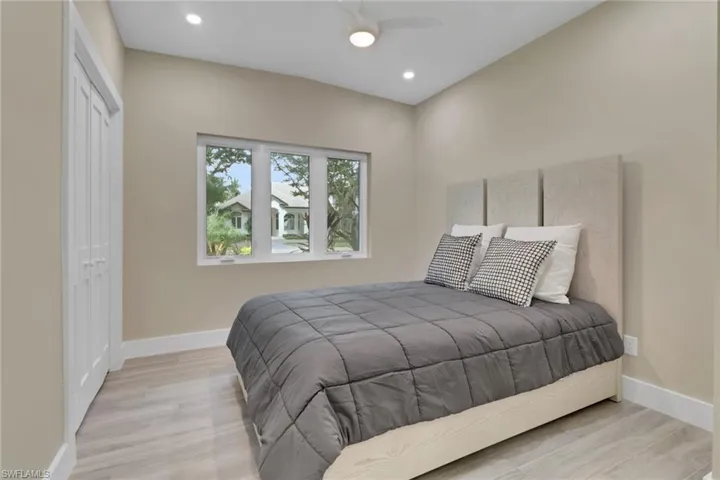 5150 Sand Dollar Ln, Naples, Florida 34103