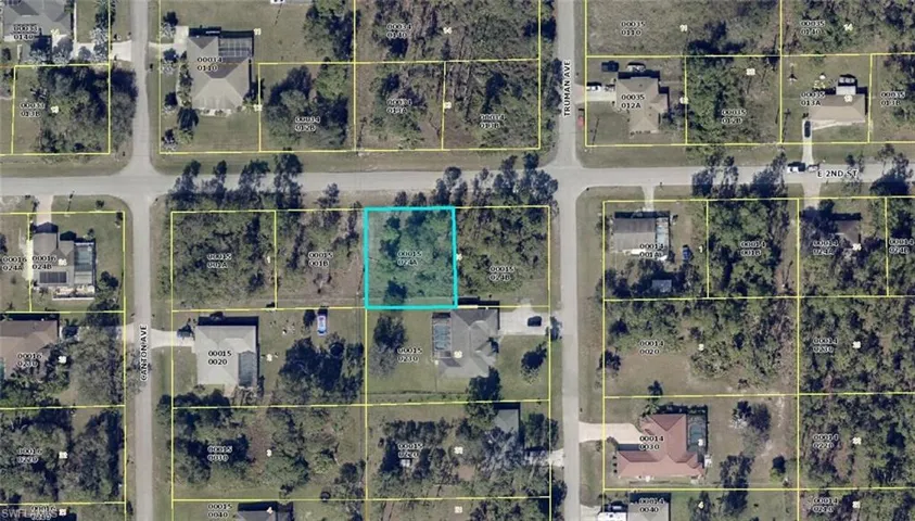 3204 E 2nd ST, LEHIGH ACRES FL 33936