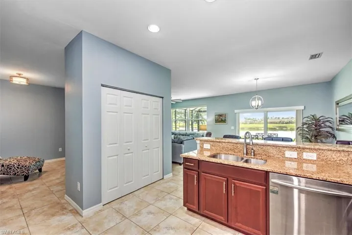 3272  Magnolia Landing  LN, North Fort Myers, FL 33917