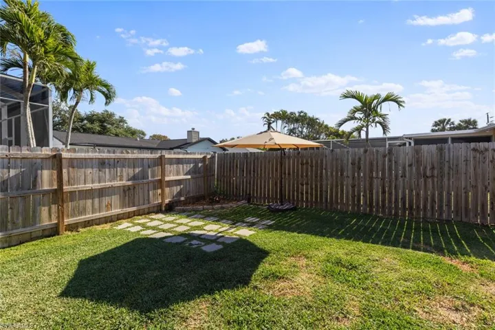 6198  Park  RD, Fort Myers, FL 33908