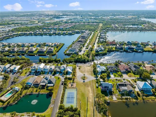 6198  Park  RD, Fort Myers, FL 33908