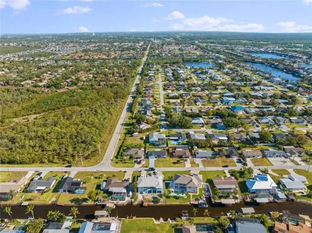 6198  Park  RD, Fort Myers, FL 33908