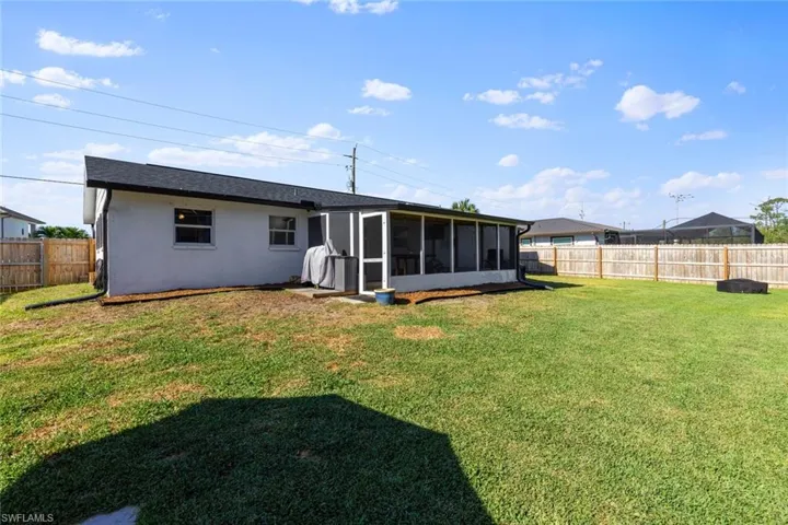6198  Park  RD, Fort Myers, FL 33908