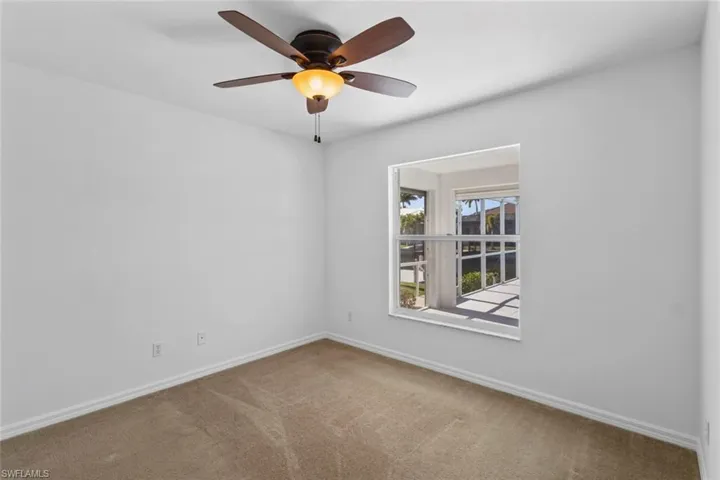 Guest bedroom 2 of 3