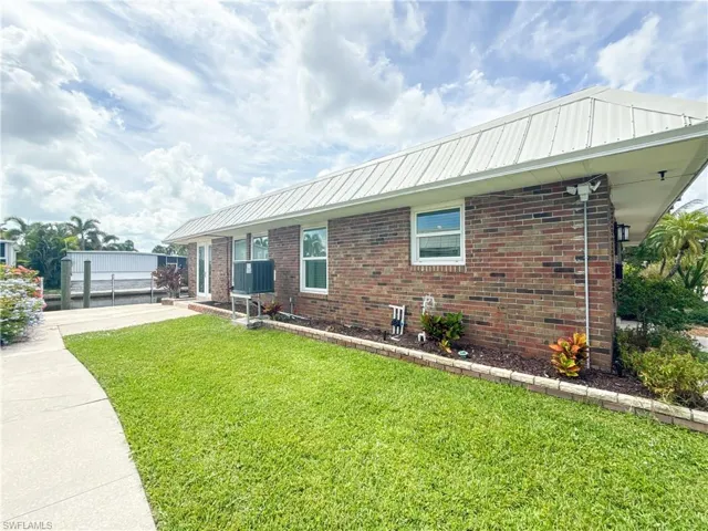 2846 Arbutus St C2, Naples, Florida 34112