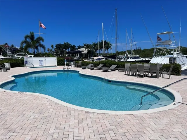 1777  Gulfstar S DR, Naples, FL 34112