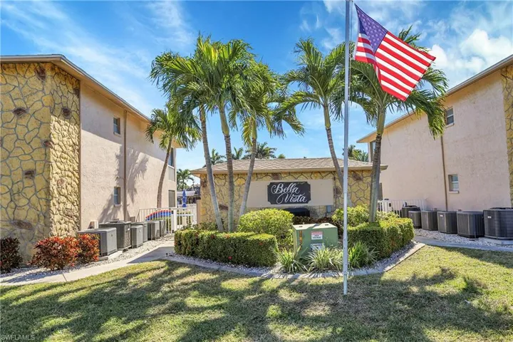Bella Vista in SE Cape Coral is a 2 building, 20 unit waterfront community.