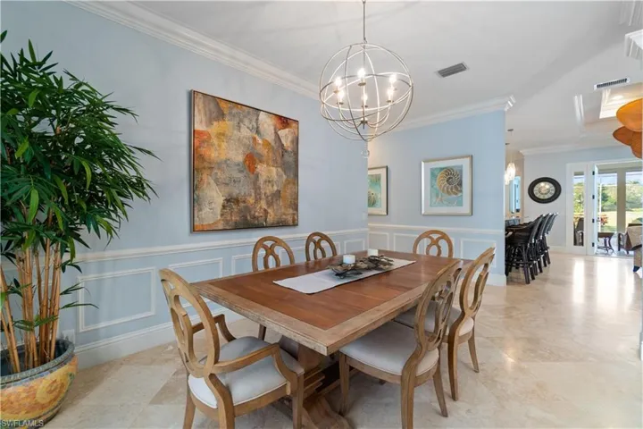 804  Ashburton  DR, Naples, FL 34110