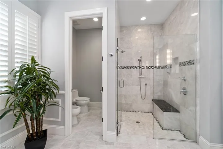 804  Ashburton  DR, Naples, FL 34110
