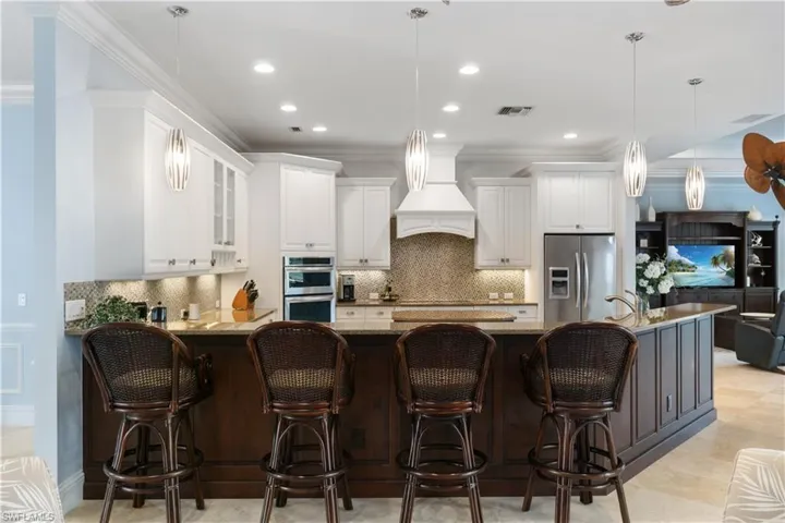 804  Ashburton  DR, Naples, FL 34110