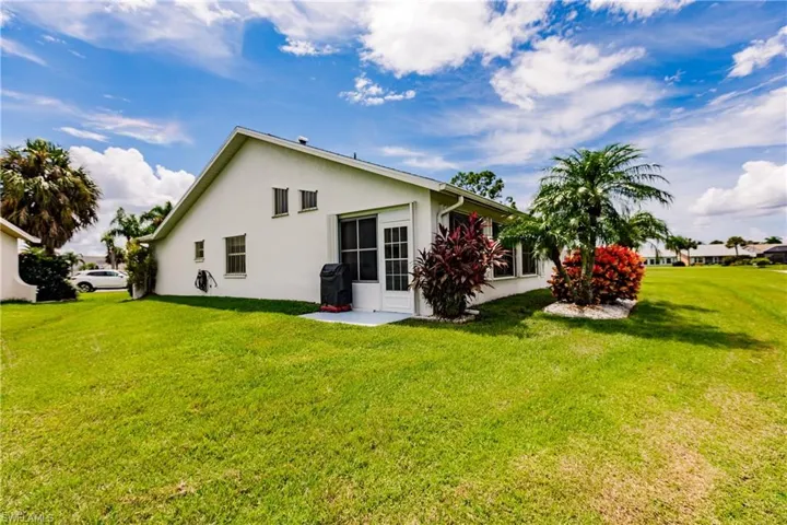 17830  Pineapple Palm  CT, North Fort Myers, FL 33917