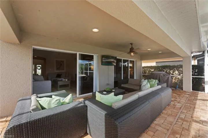 Large covered area to entertain