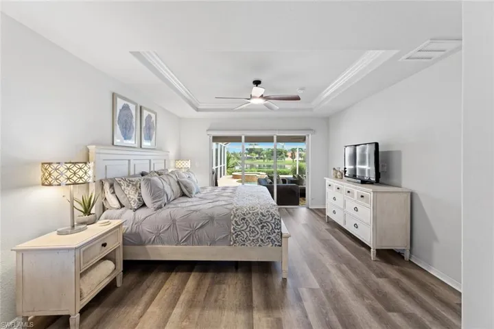 Master w/direct lanai access