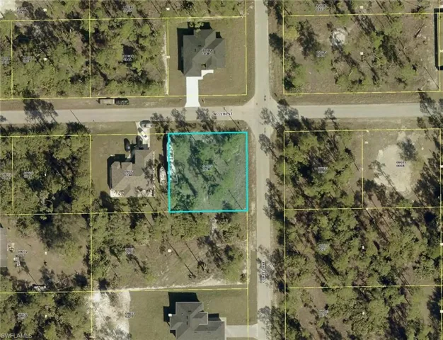 301 W 11th  ST, Lehigh Acres, FL 33972