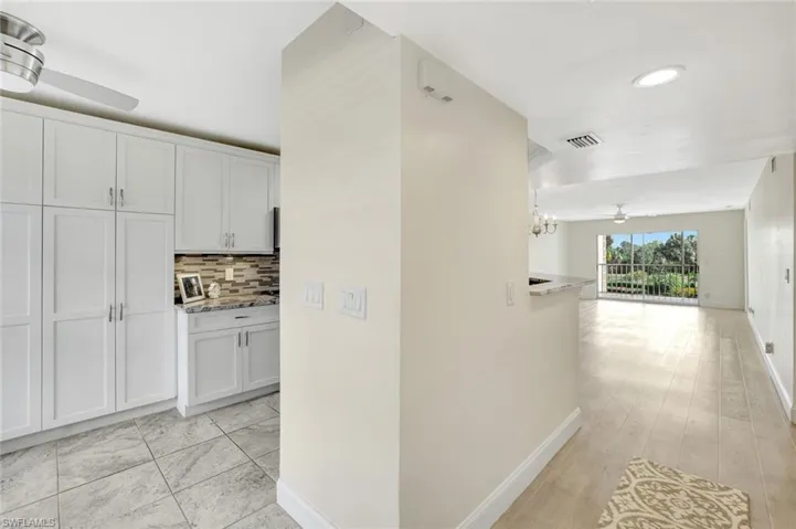 340 Horse Creek Dr # 207, Naples, Florida 34110