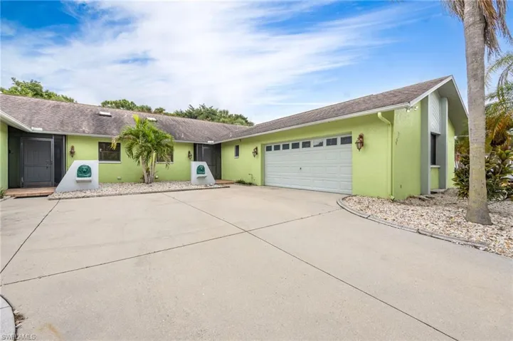 5815/5817 Littlestone Ct, North Fort Myers, Florida 33903