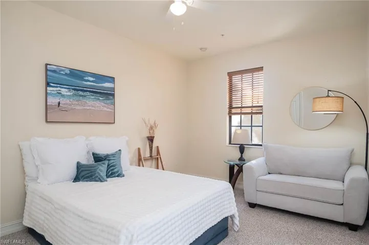 Bedroom with ceiling fan