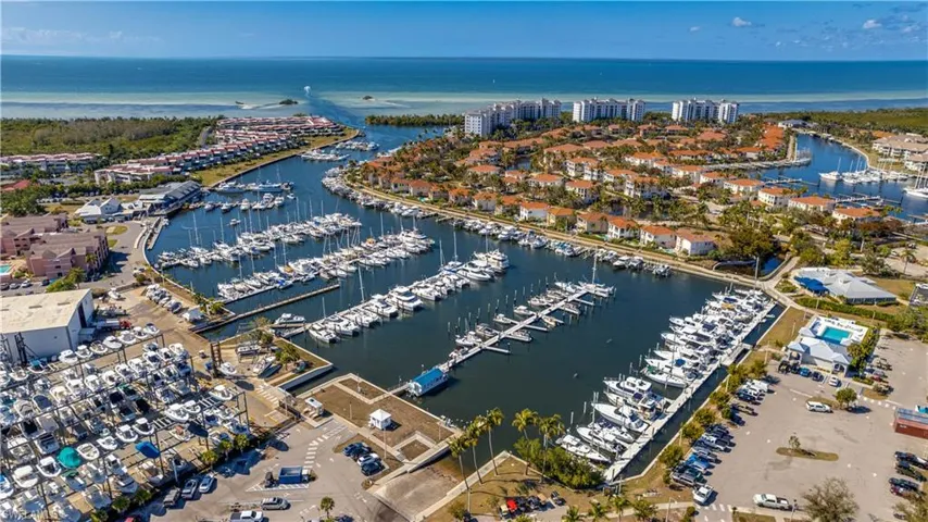3181 Matecumbe Key Rd 4, Punta Gorda, Florida 33955