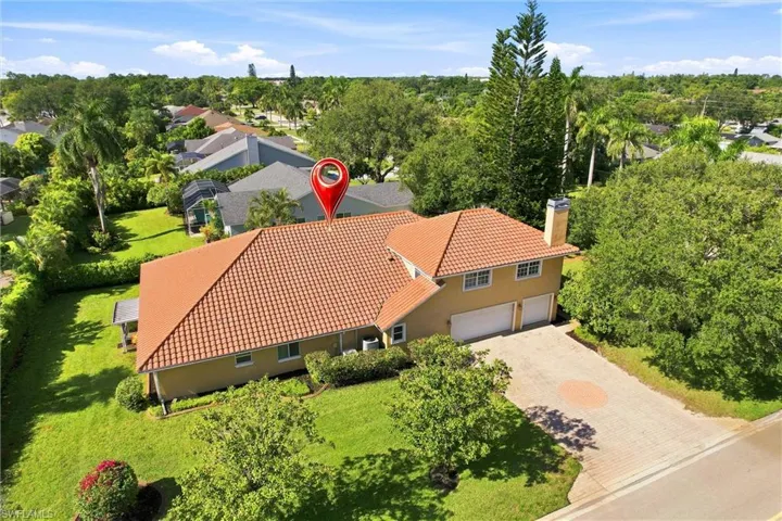 2312 Kings Lake Blvd, Naples, Florida 34112