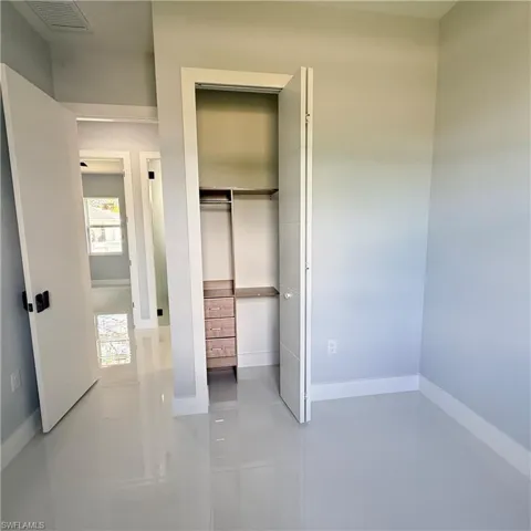 546 Louisville St E, Lehigh Acres, Florida 33974