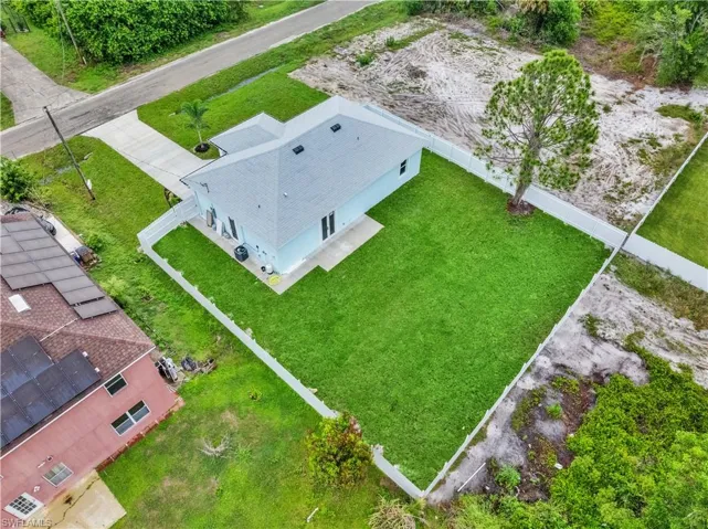 546 Louisville St E, Lehigh Acres, Florida 33974