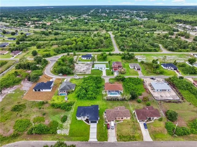 546 Louisville St E, Lehigh Acres, Florida 33974
