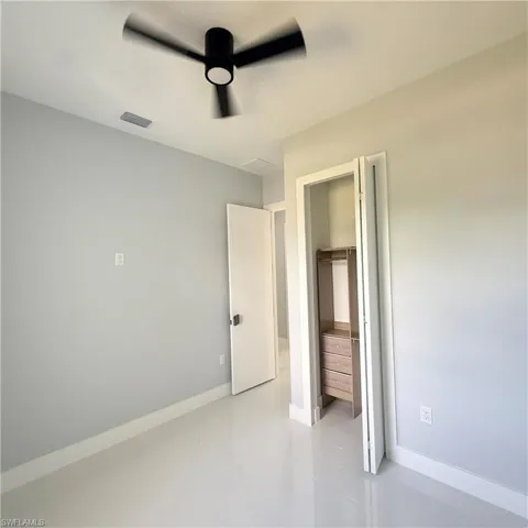 546 Louisville St E, Lehigh Acres, Florida 33974
