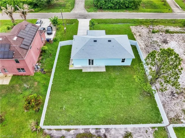 546 Louisville St E, Lehigh Acres, Florida 33974