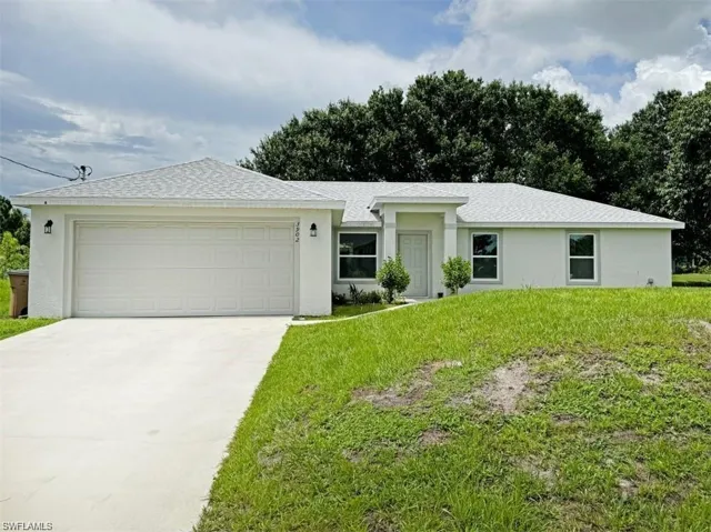 3902 16th St Sw, Lehigh Acres, Florida 33976