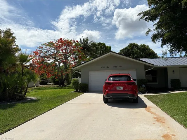5652 Eichen Cir E, Fort Myers, Florida 33957