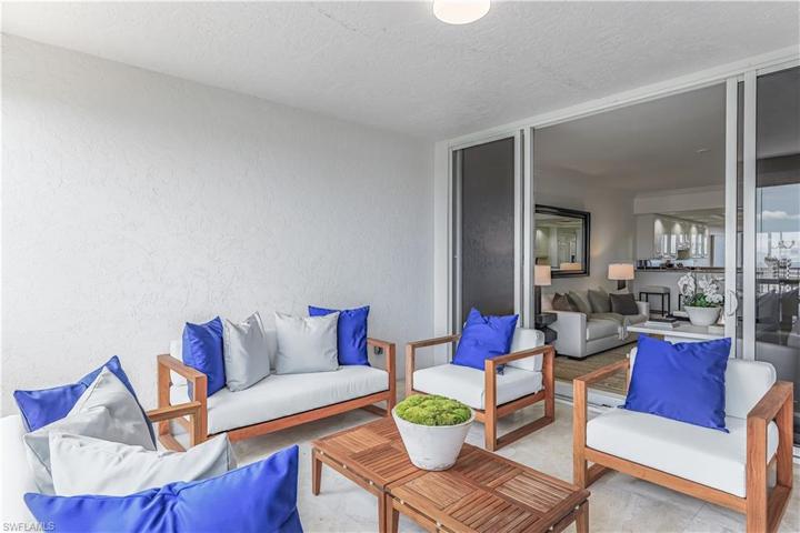 Lanai off Family Room
