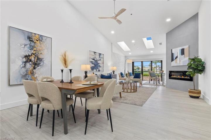 567  Park Shore  DR, Naples, FL 34103