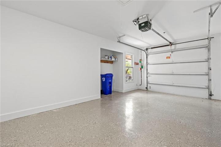 567  Park Shore  DR, Naples, FL 34103