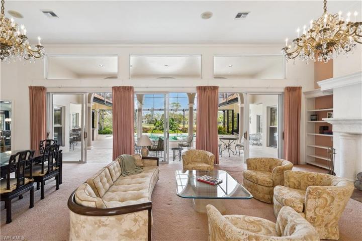 4501 Pond Apple DR S, NAPLES FL 34119
