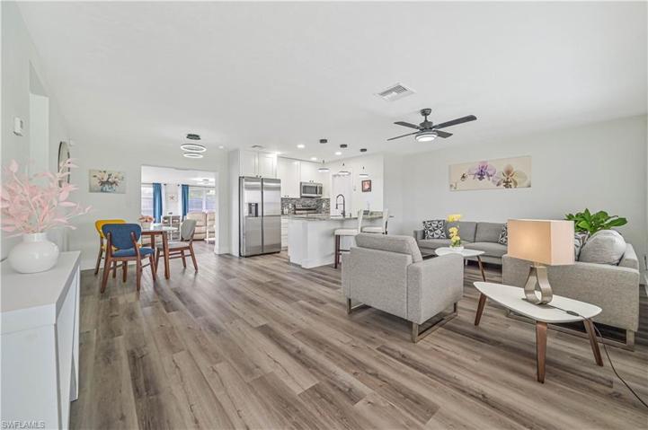 321 Rushmore AVE N, LEHIGH ACRES FL 33936