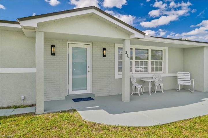 321 Rushmore AVE N, LEHIGH ACRES FL 33936