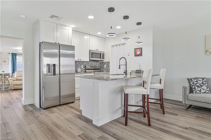 321 Rushmore AVE N, LEHIGH ACRES FL 33936