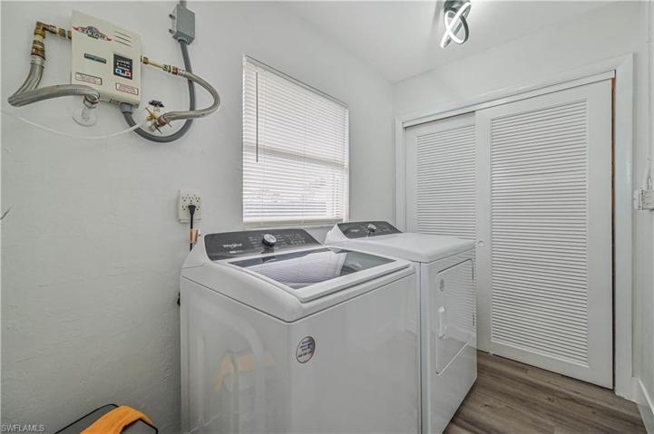 321 Rushmore AVE N, LEHIGH ACRES FL 33936