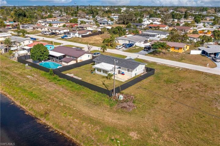 321 Rushmore AVE N, LEHIGH ACRES FL 33936