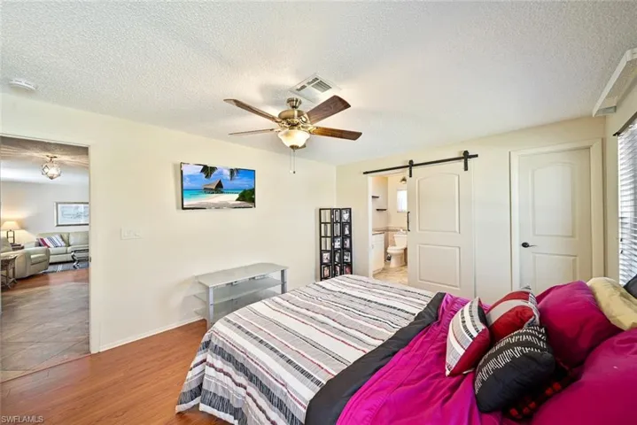 4402 SE 13th  AVE, Cape Coral, FL 33904
