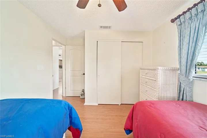 4402 SE 13th  AVE, Cape Coral, FL 33904