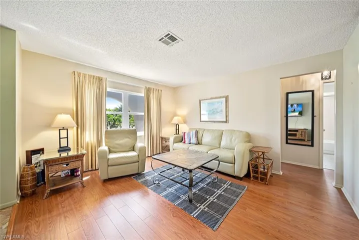 4402 SE 13th  AVE, Cape Coral, FL 33904