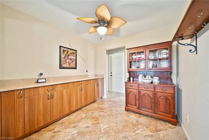 4402 SE 13th  AVE, Cape Coral, FL 33904