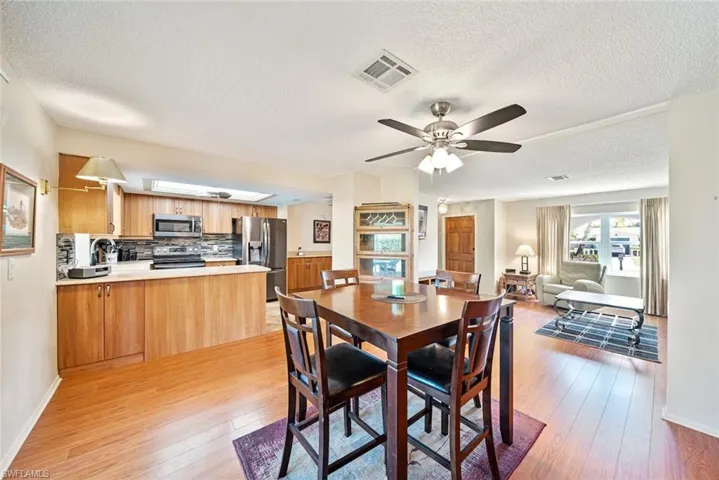 4402 SE 13th  AVE, Cape Coral, FL 33904