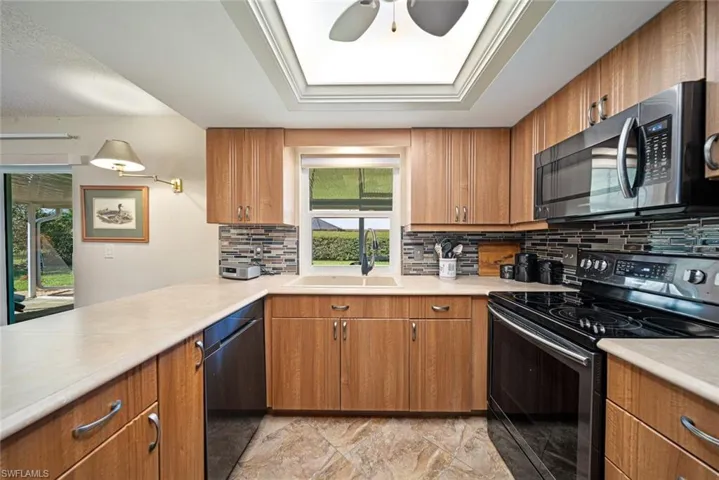 4402 SE 13th  AVE, Cape Coral, FL 33904