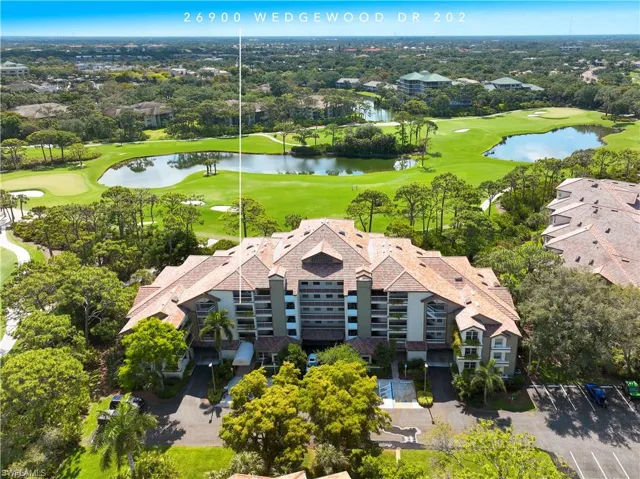 Bonita Bay is in a prime location, situated between Fort Myers and Naples in the heart of beautiful Bonita Springs!...