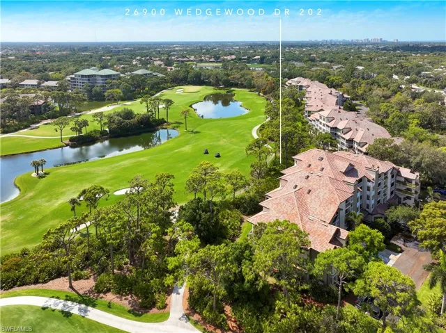 12 miles of hiking and biking paths, a beach club, a marina, kayak/canoe area, bordered by gulf access waterways on THREE sides -- Bonita Bay is the rare community that HAS IT ALL!...