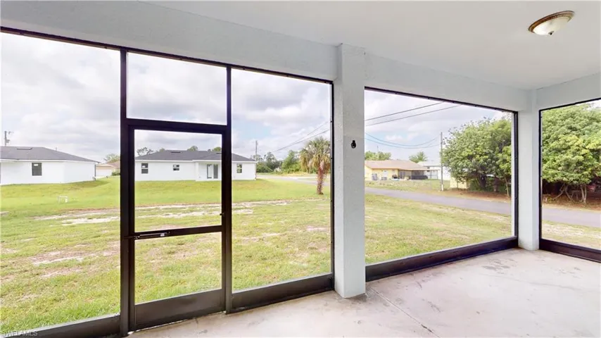 Unfurnished Lanai with a residential view