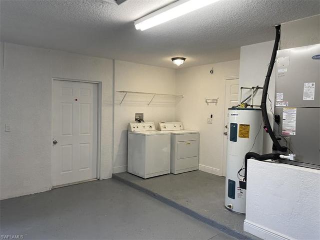 827  Hector  LN, LEHIGH ACRES, FL 33974